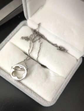 Sterling Silver Clover Pendant Necklace